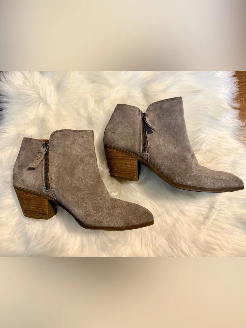 FRYE Women's Suede Ankle Booties in Taupe Size 9.5